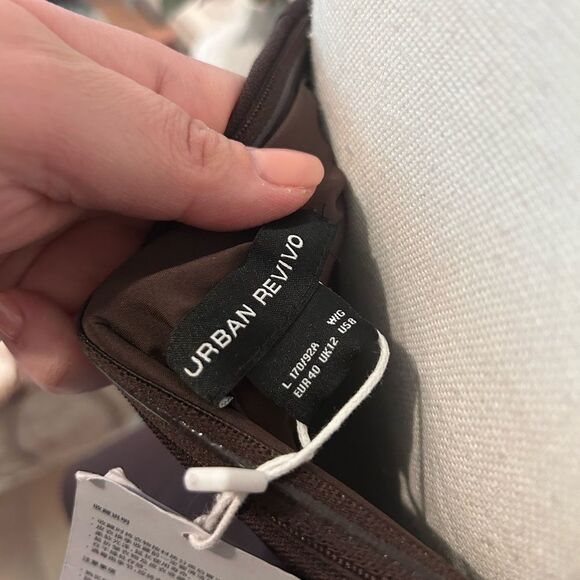 🆕 NWT Urban Revivo Strapless Button Vest Size L - Picture 7 of 8